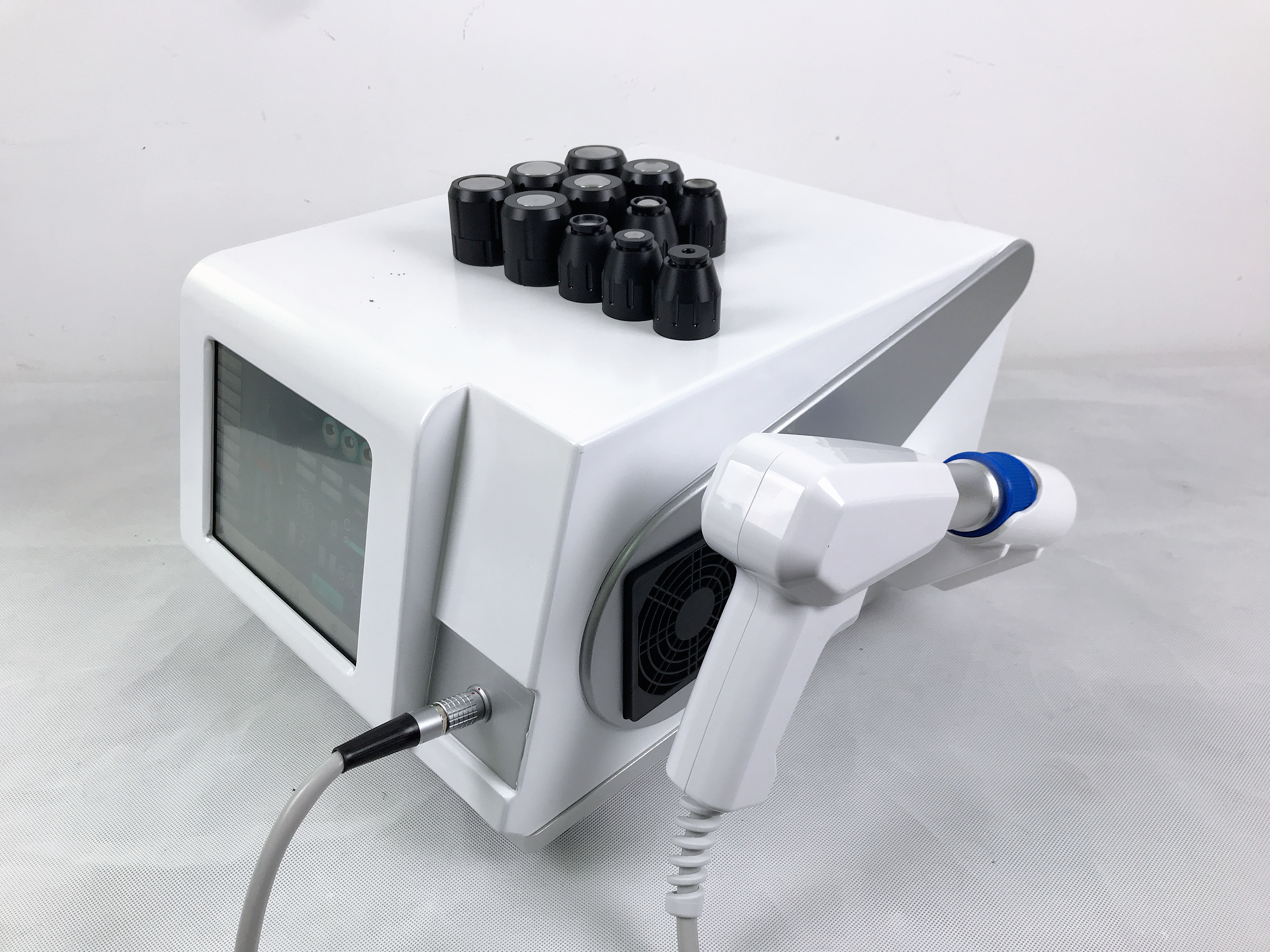 Selülit Azaltmada 21Hz Hava Basıncı Shockwave Ağrı Terapi Makinesi